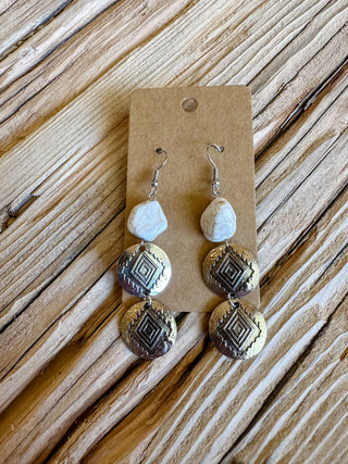 White marble stone with southwestern charms dangle earrings. 