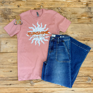 Desert Pink t-shirt with a sun graphic and sunshine state of mind text. 